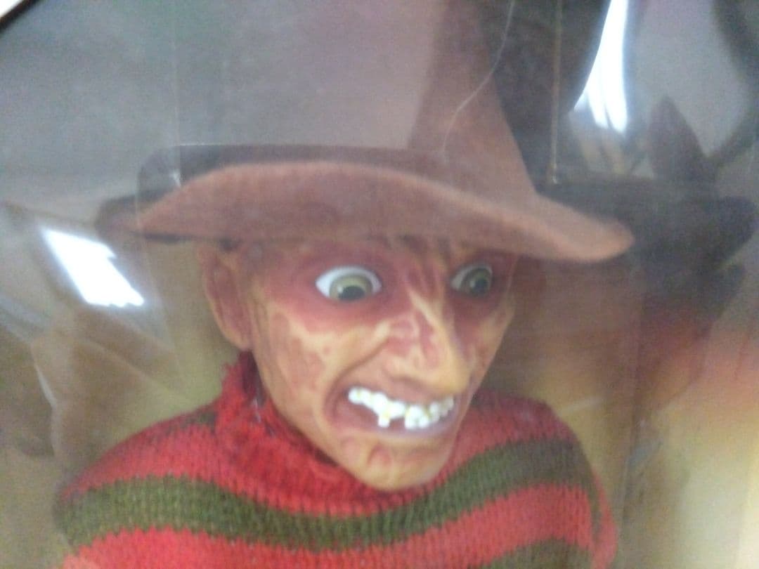 ●エルム街の悪夢 フレディ トーキング フィギュア ドール ホラー 限定