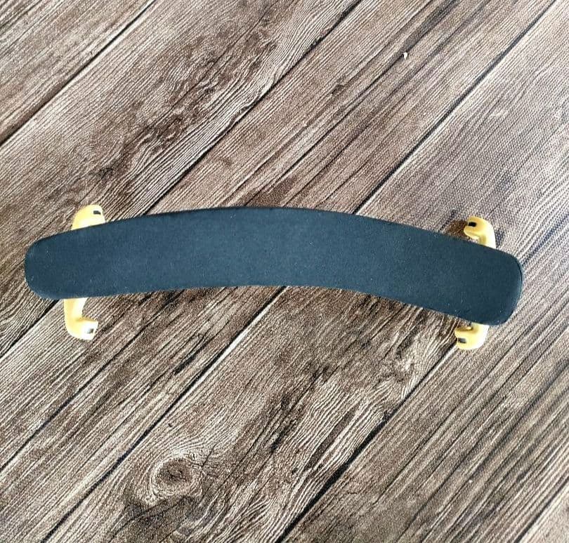 美品　バイオリン肩当て Kun Bravo　ブラボー　4/4