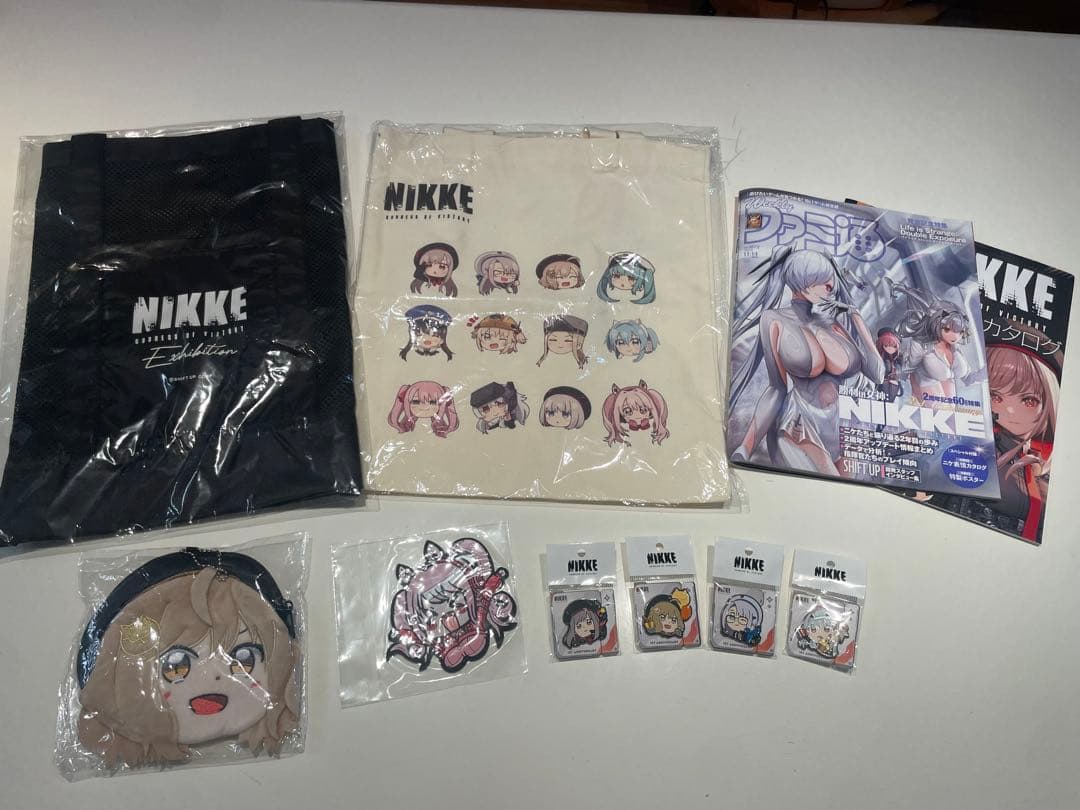 勝利の女神 NIKKE ニケ 引退グッズ 詰め合わせ ①