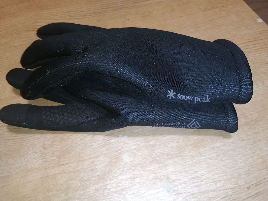 小物  peak GORE WINDSTOPPER Gloves Black
