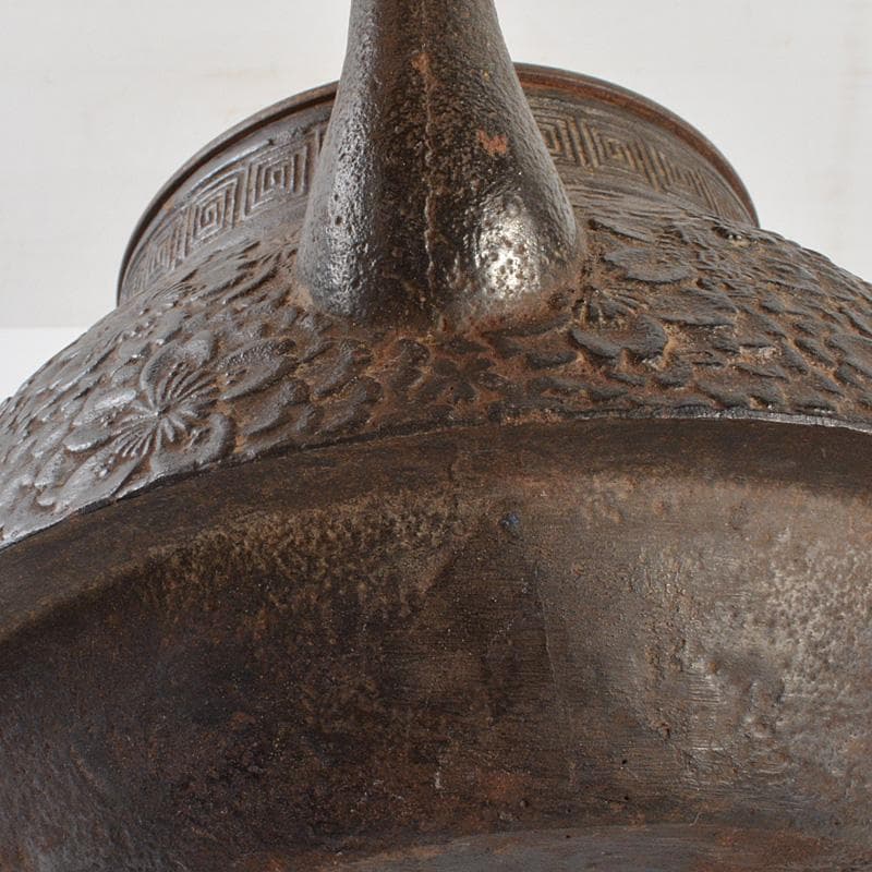 南部鉄器　桜文　鉄瓶　鉄釜　V　6378