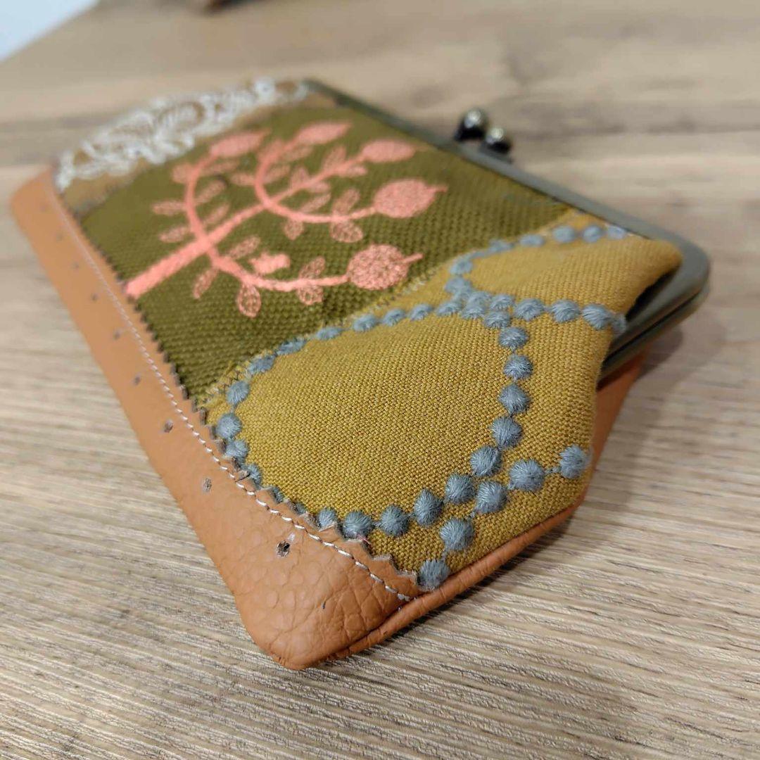 あ*い様 ミナペルホネン/ringo/tambourine/がま口長財布薄型本牛