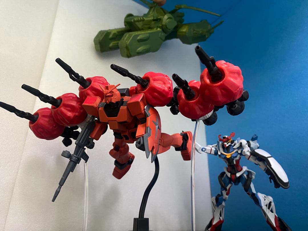 赤いガンダム　（ジークアクスSET）