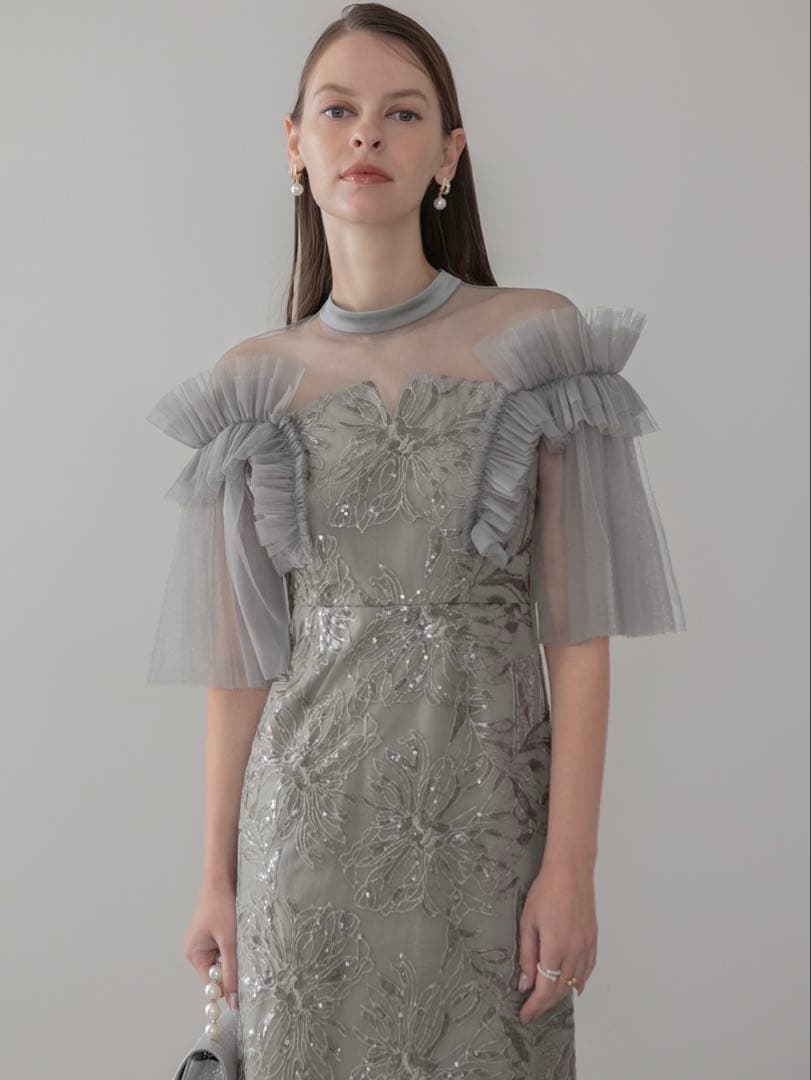 チュールフリルショルダーシアーIラインワンピースドレス結婚式パーティー成人式