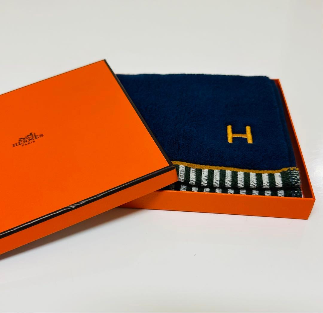 HERMES ネイビー タオルハンカチ