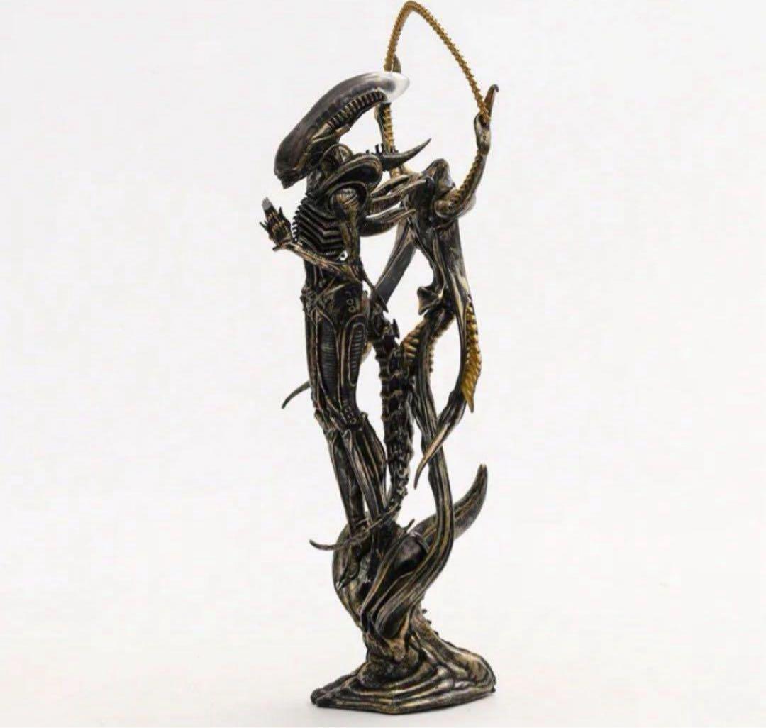 エイリアン　ゼノモーフ　仏教　フィギュア