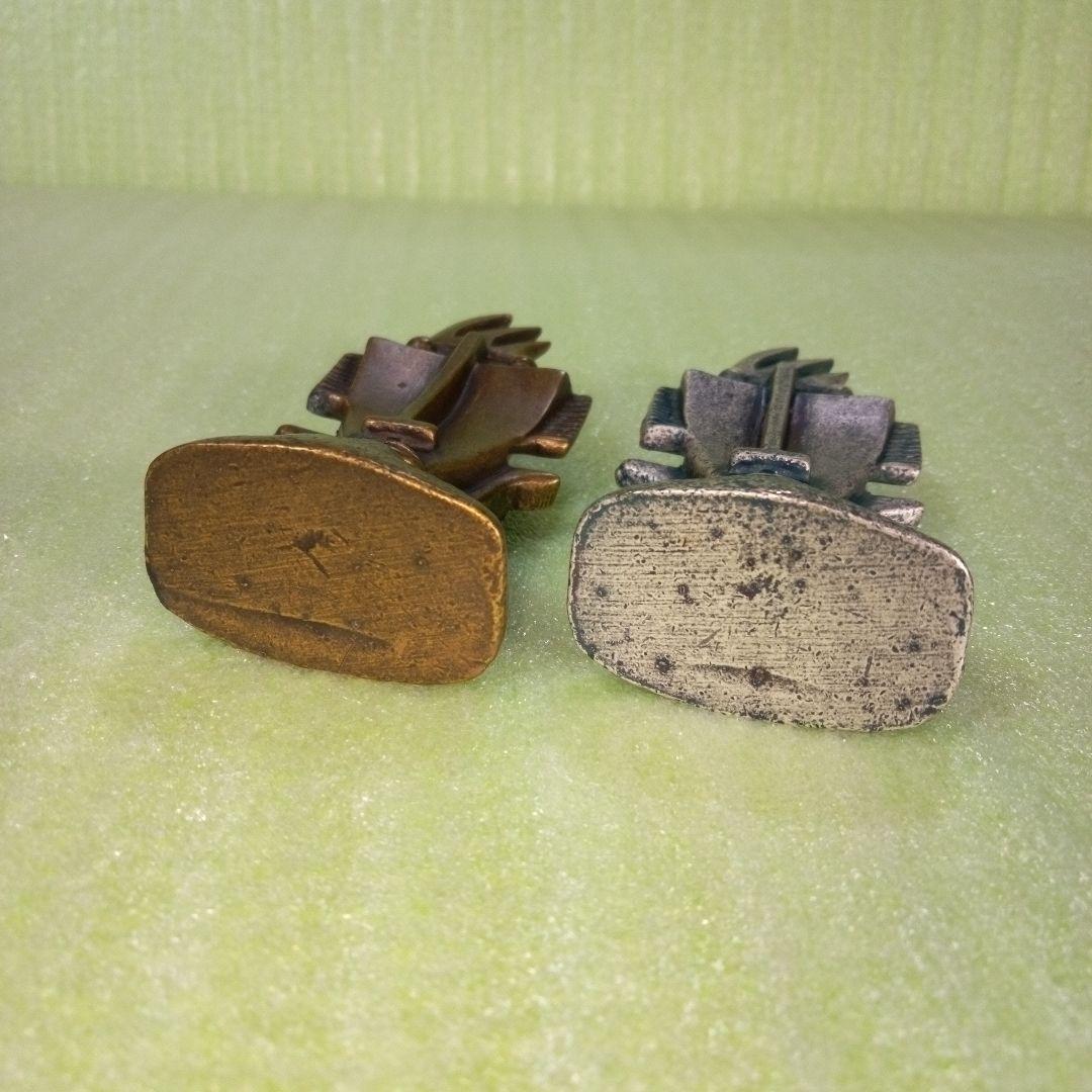 アンティーク調な絵画みたいな置物　フォトスタンド　ペーパーウェイト　2個セット