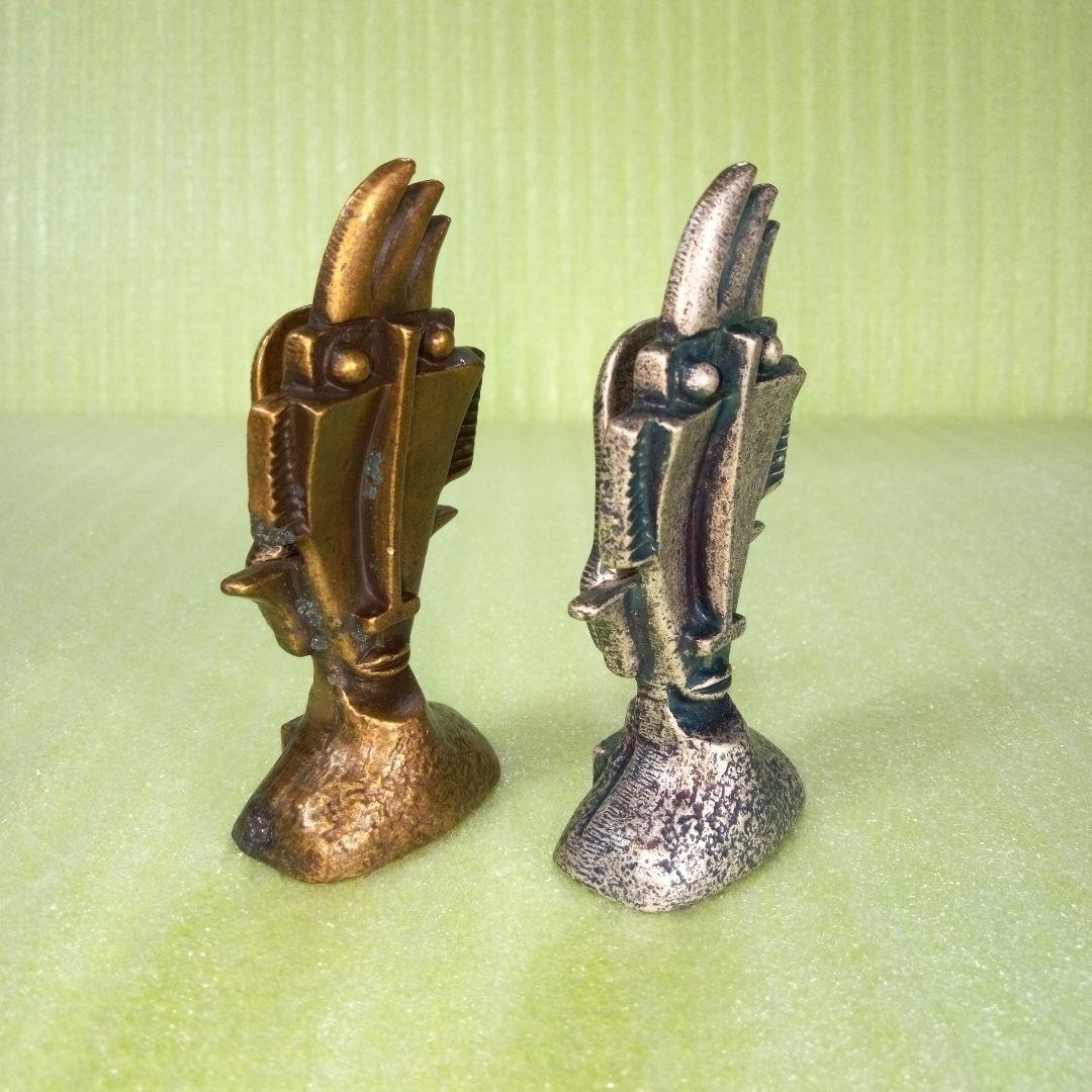 アンティーク調な絵画みたいな置物　フォトスタンド　ペーパーウェイト　2個セット