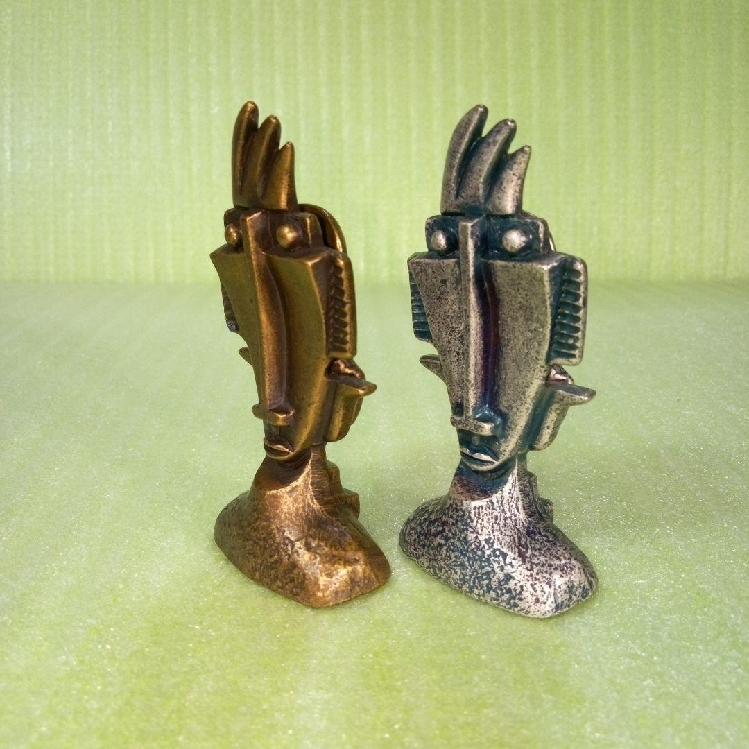 アンティーク調な絵画みたいな置物　フォトスタンド　ペーパーウェイト　2個セット