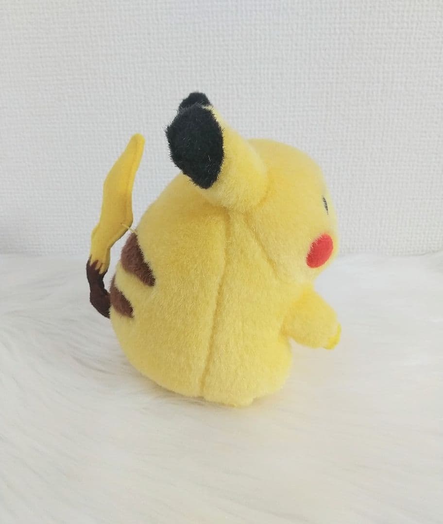 【激レア】初期ピカチュウ　ぬいぐるみ　TOMY ポケモン　④