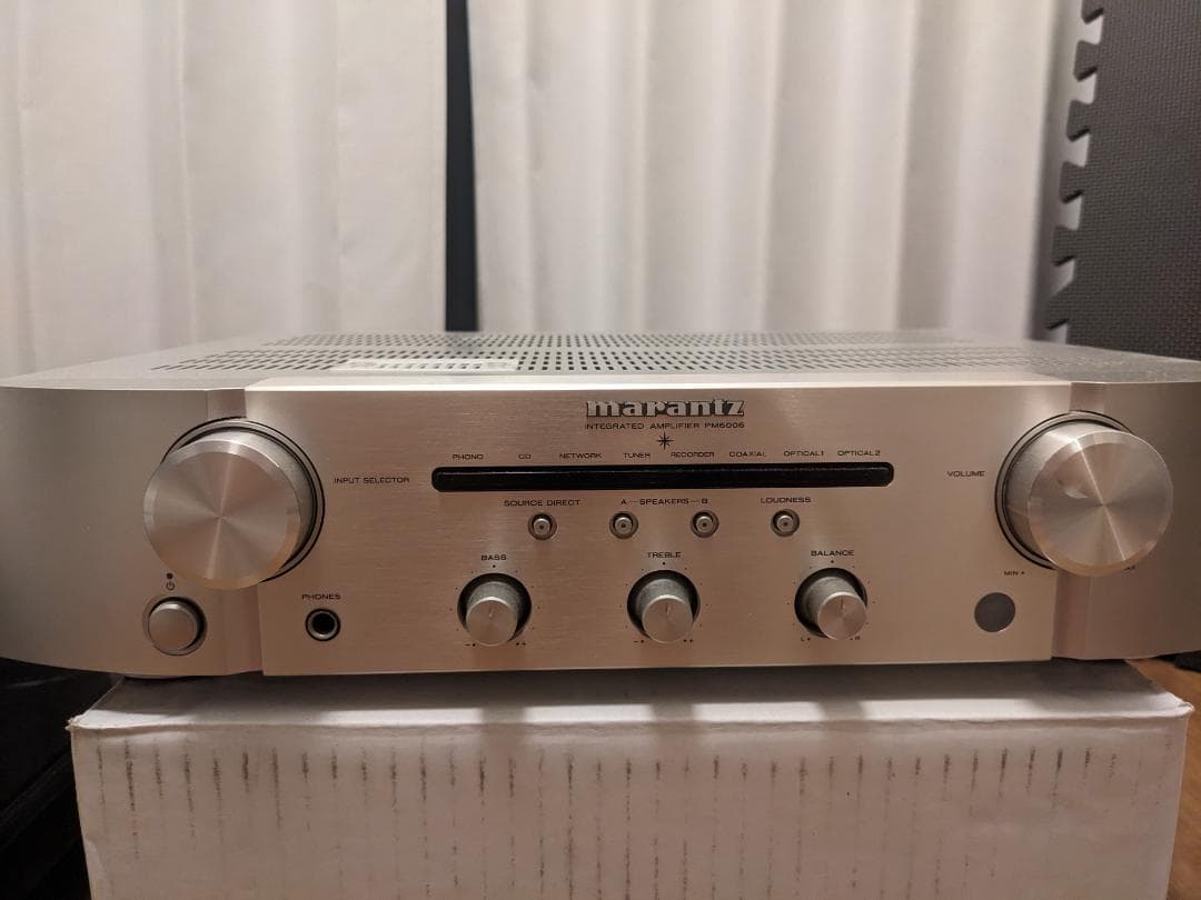 Marantz PM6006（マランツ）のプリメインアンプ