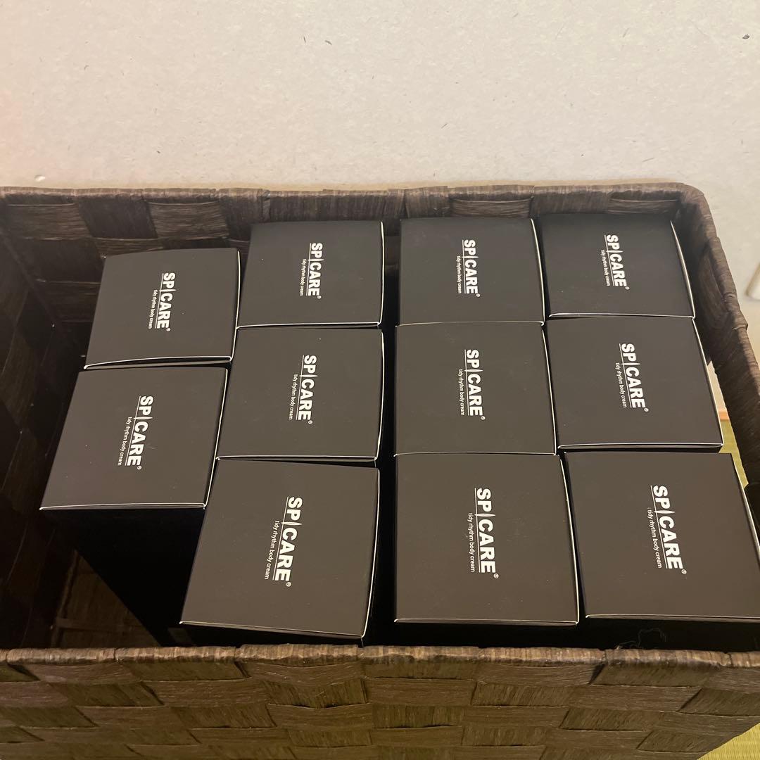 はな　SPICAREリズムボディクリーム　500ml✖️3