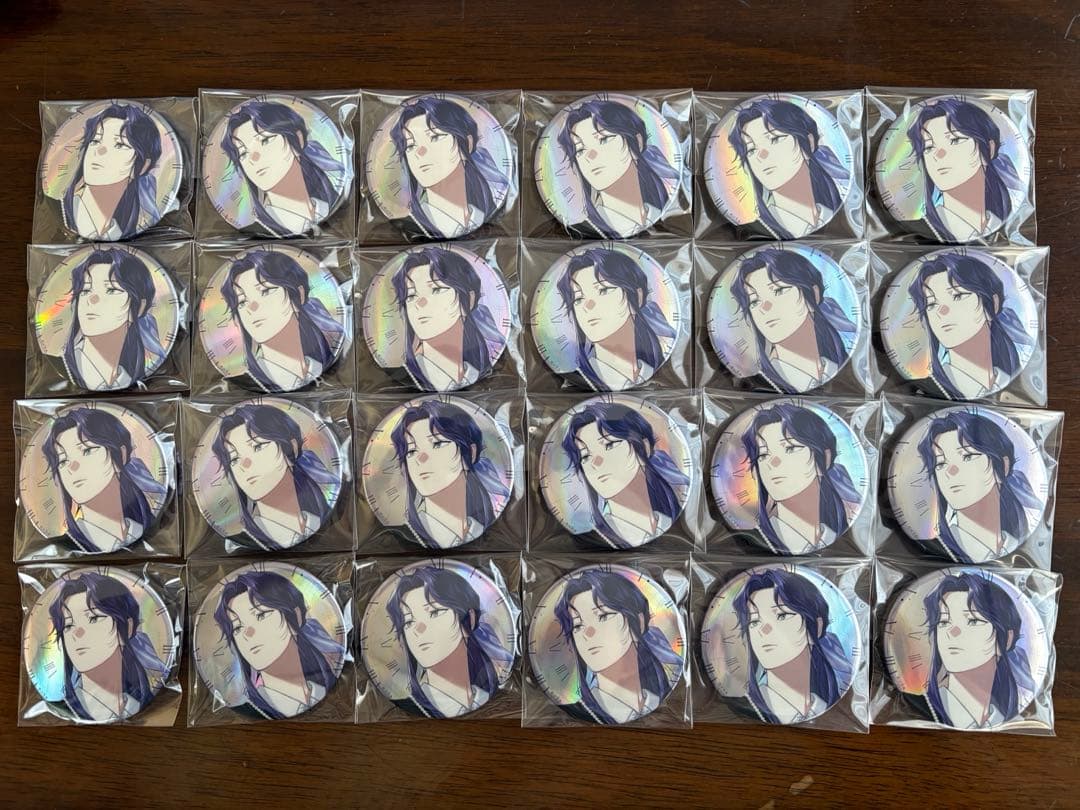 ビバレン　レイ　缶バッジ　24個