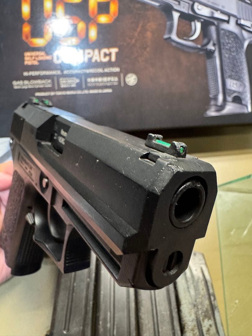 東京マルイUSP コンパクト ガスガン 予備マガジン3本付き　　値引き中
