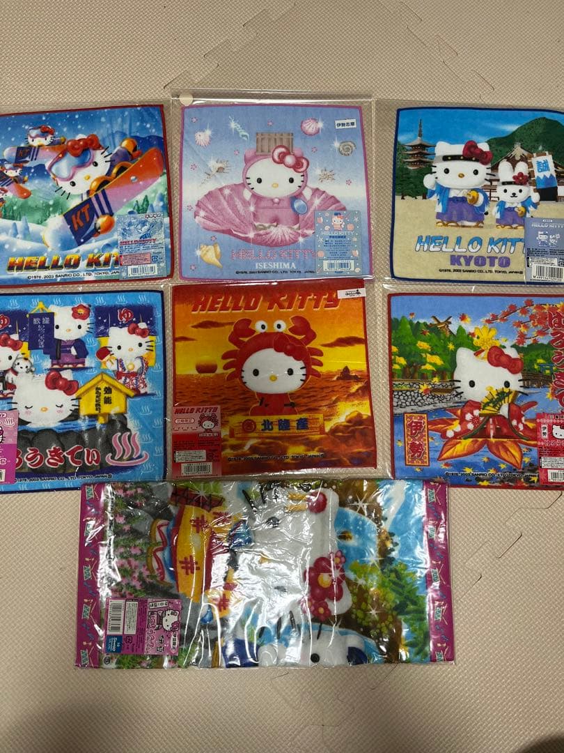 【新品未使用】31枚　ハローキティ ご当地ハンドタオル ミニハンカチ