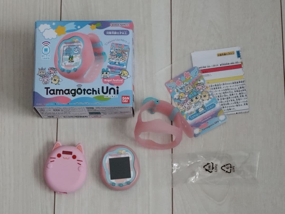 ん*ご様 たまごっちUni エンジェルフェスティバル 箱、説明書、バンド、チケッ