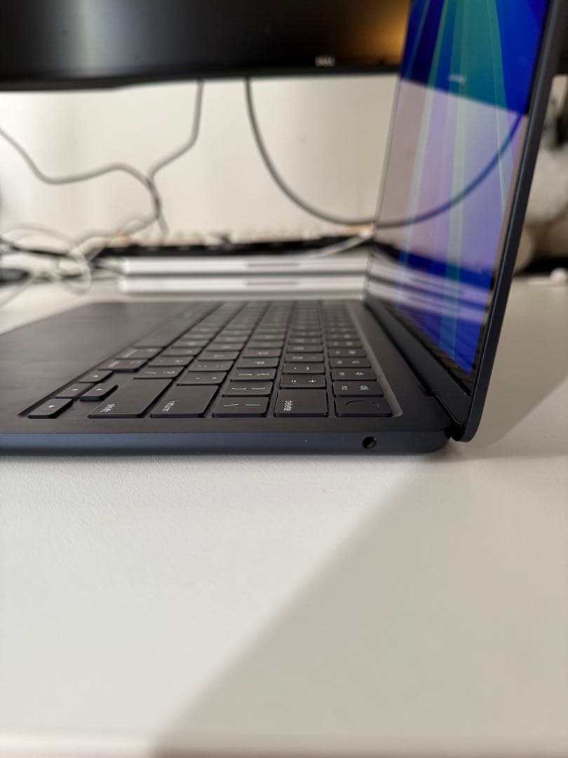 M2 MacBook Air 256GB/8GB USキーボード