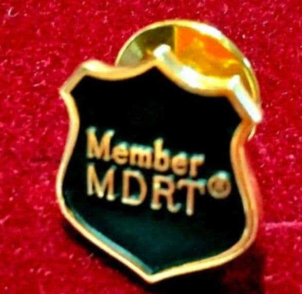 MDRT ラペルピンバッジ　新品同様