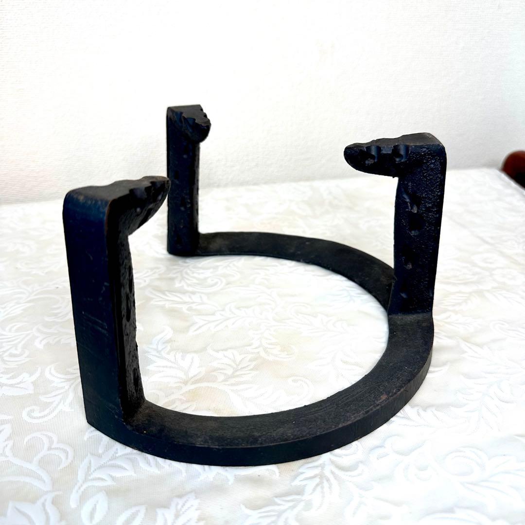 ♦︎未使用品♦︎茶道具　唐銅？面取り風炉　虫喰い 五徳　風炉