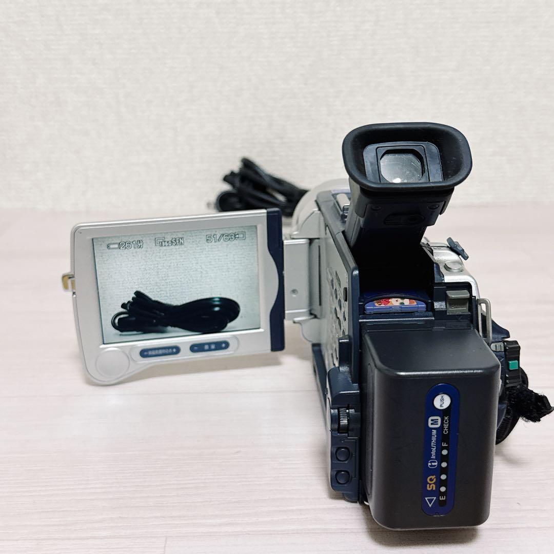 2128【希少品】SONY DCR-TRV30 Mini DV ナイトショット