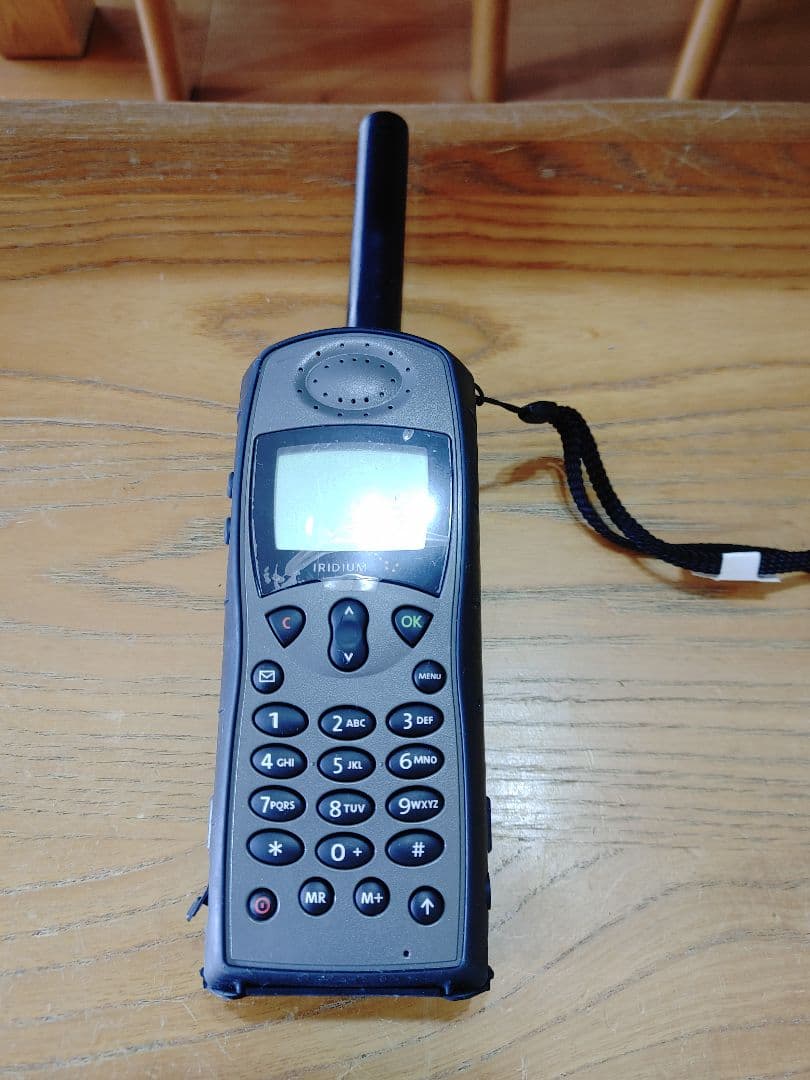 【希少・KDDI】イリジウム衛星携帯電話 Iridium 9505A 本体のみ
