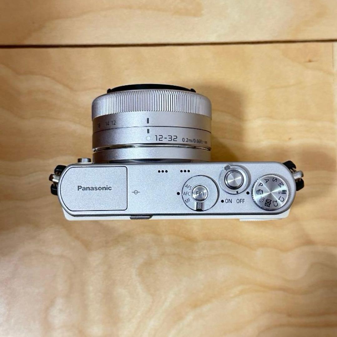 【美品】Panasonic LUMIX GM1K ミラーレス一眼カメラ ホワイト