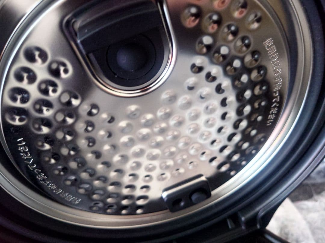 バルミューダ ザ ゴハン 3合炊き電気炊飯器 中古品