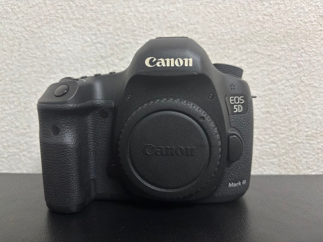 Canon EOS 5D Mark III ボディ
