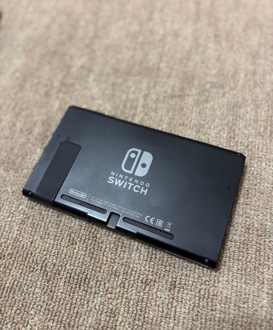 Nintendo Switch 本体➕カバー付き　【大幅値下げ】【即日発送】