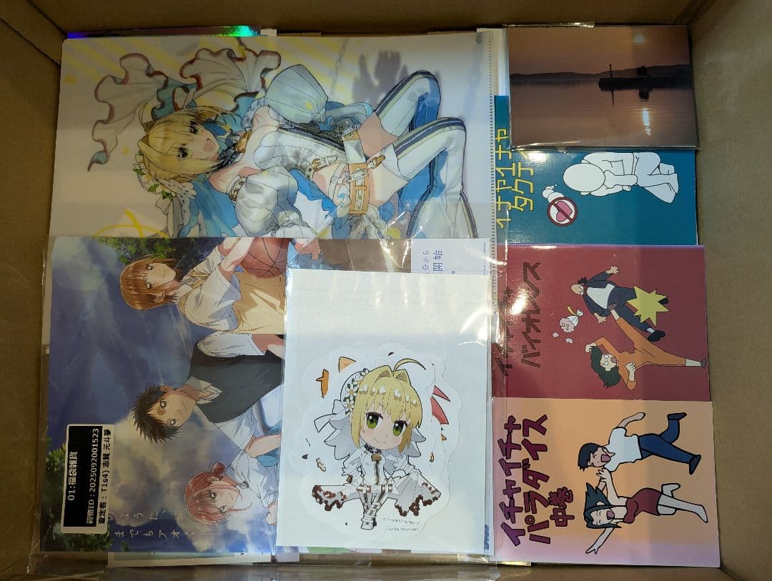 ノンジャンル　１５００枚以上　紙類　大量　まとめ売り　ブロマイド　ポストカード