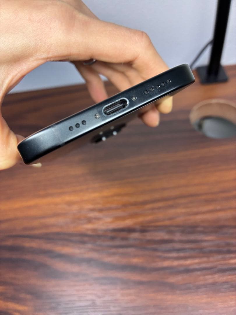 【高木】iPhone15本体/256GB/SIMフリー /バッテリー89%