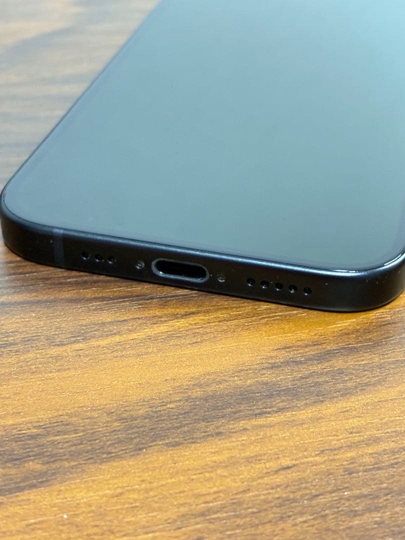 【高木】iPhone15本体/256GB/SIMフリー /バッテリー89%