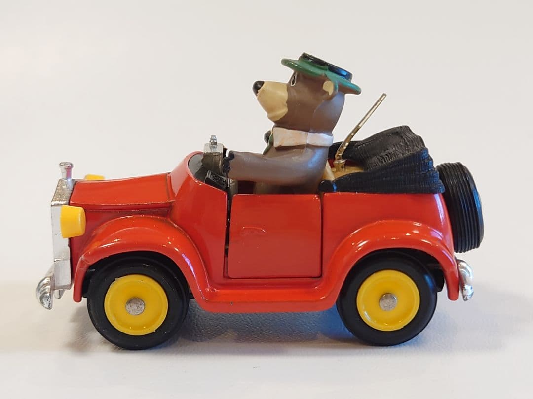 ミニカー MEBE TOYS A-35 YOGI E BOO BOO