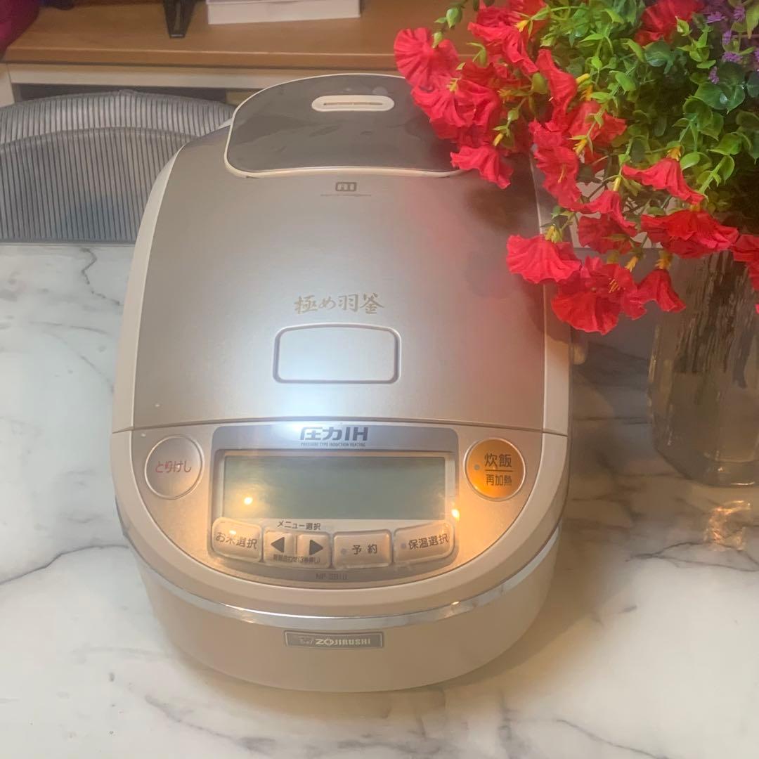 良品■象印 圧力IH NP−SB10 極め炊き　極め羽釜　5.5合炊き　ゴールド