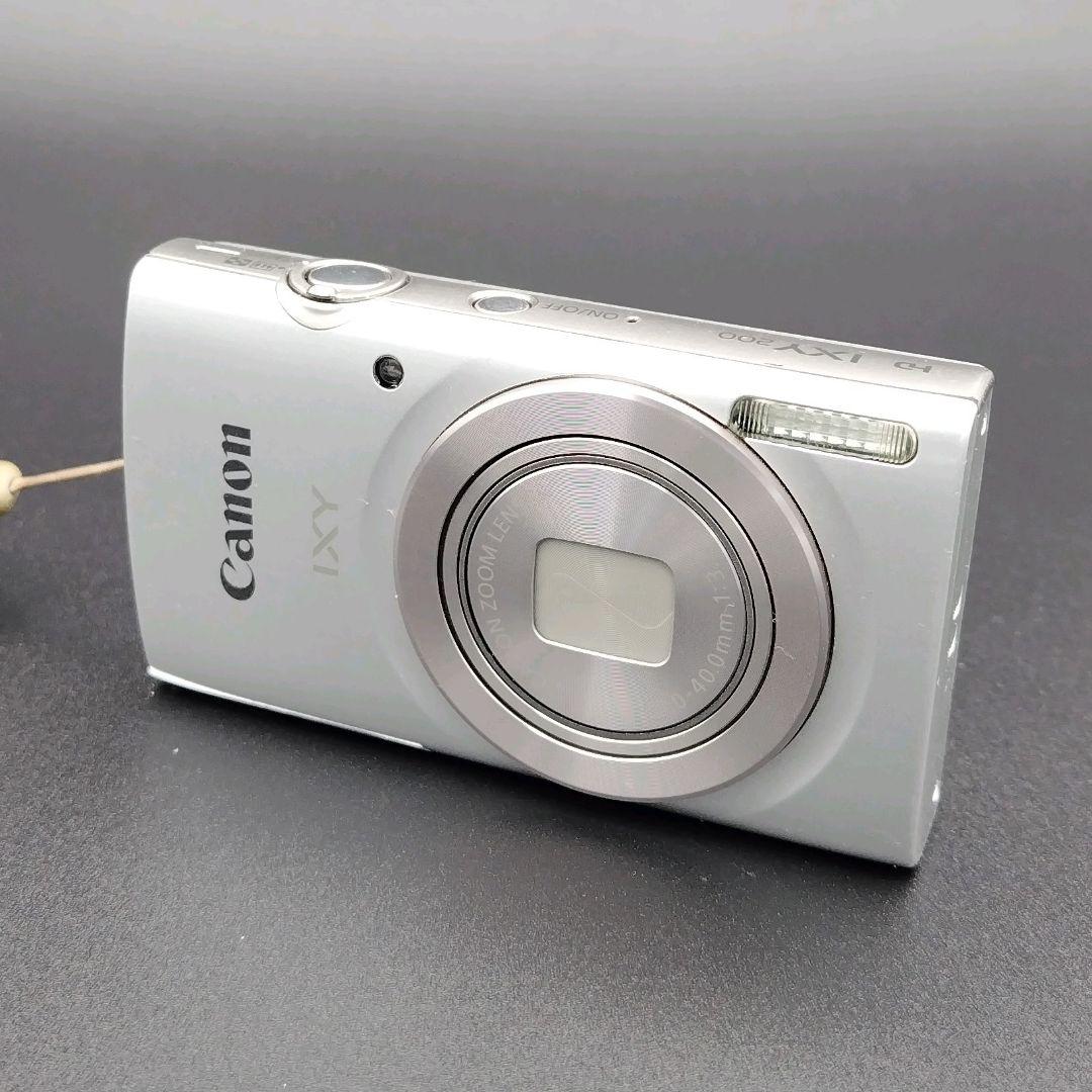 Canon IXY200 シルバー デジタルカメラ　バッテリー　充電器付き　良品