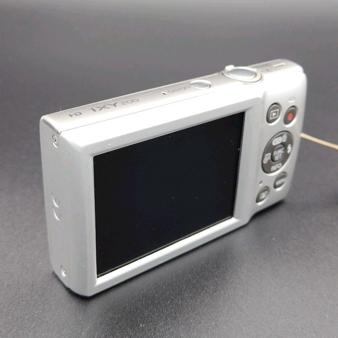 Canon IXY200 シルバー デジタルカメラ　バッテリー　充電器付き　良品