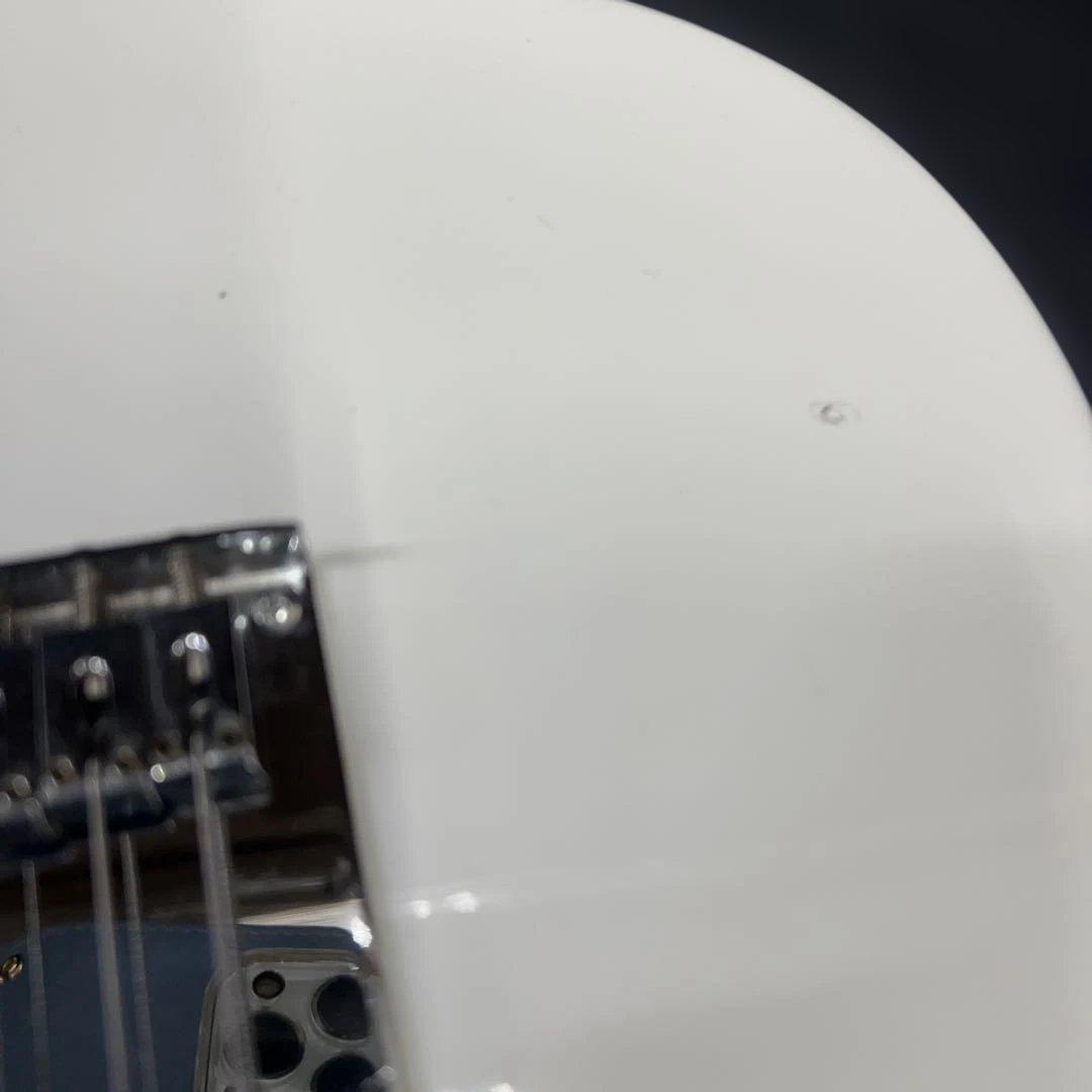 k*e様 PB141 エレキギター　白　やや傷汚れあり　動作不明　ジャンク　10