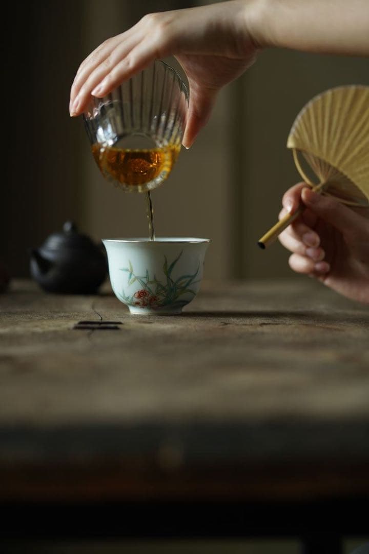 湯呑み、茶碗/茶器（単品）陶磁器(セラミック製) と銀製　手描き　雲由山坊｜水仙