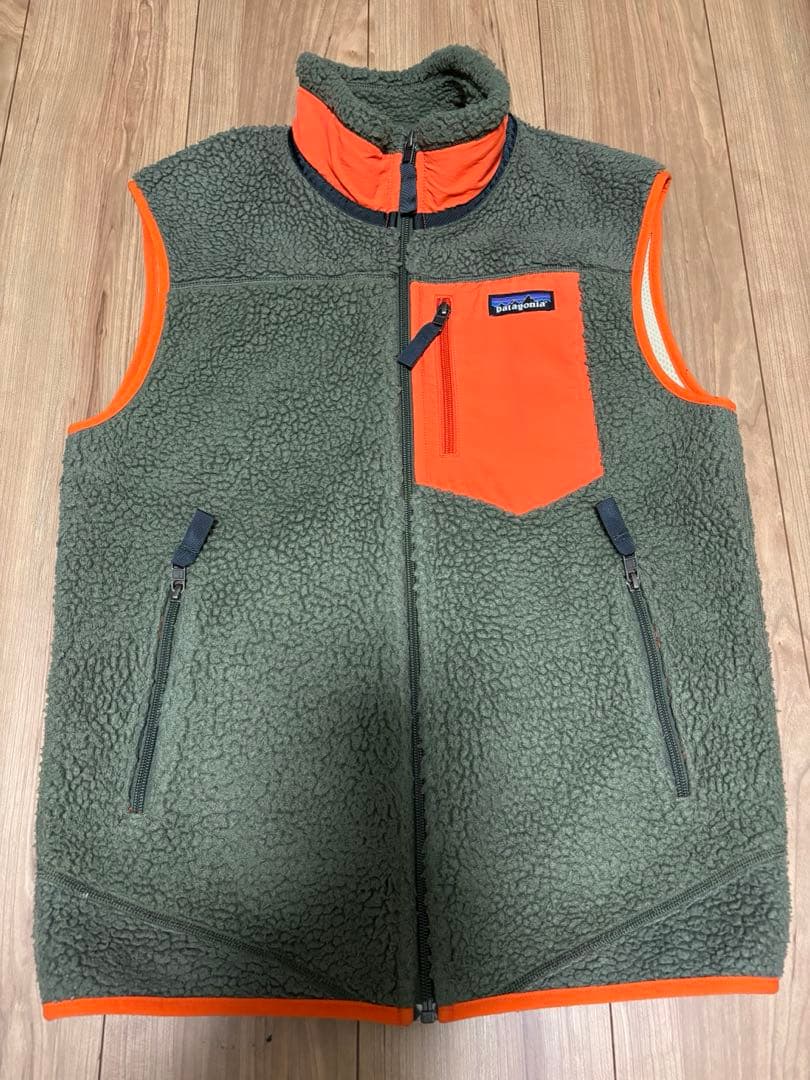 え*す様 patagonia フリースベスト Sサイズ オリーブグリーン/オレン