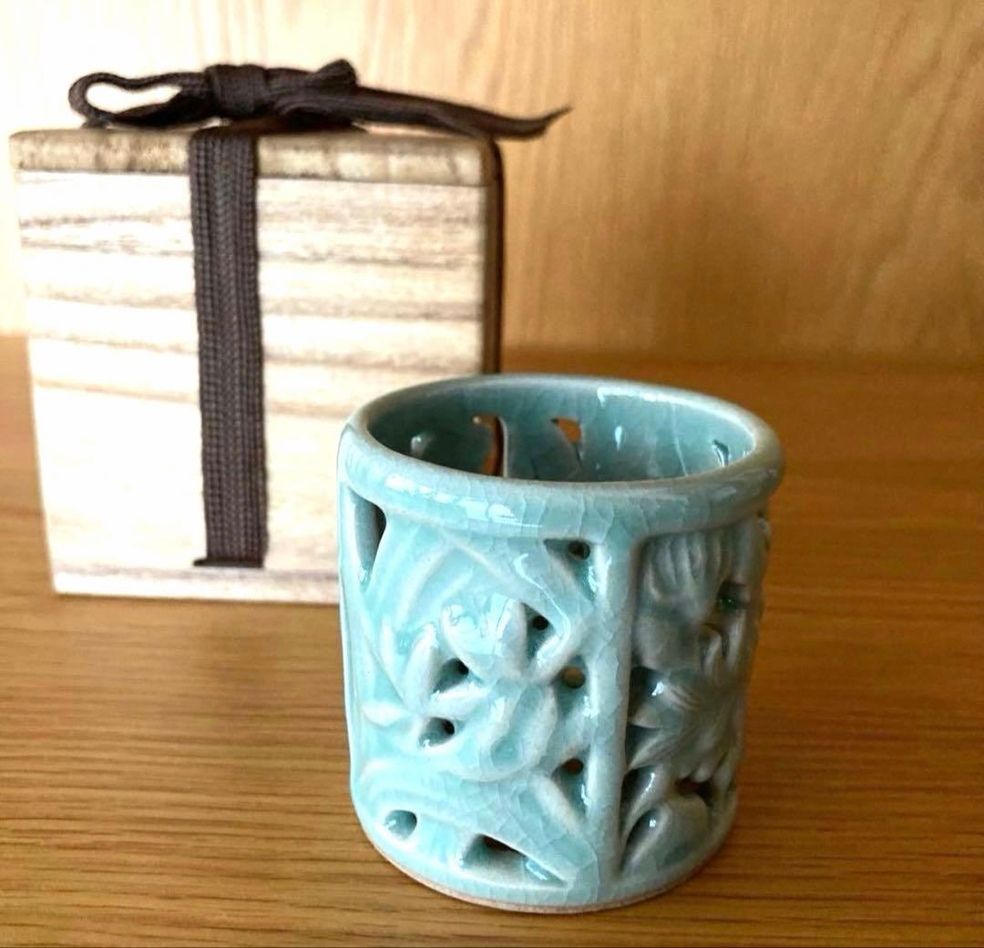 【茶道具】人間国宝 柳海剛 四君子透蓋置 高麗青磁