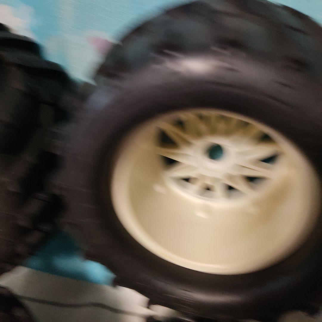 hpi トラクサス　ビードロックホイール　タイヤ