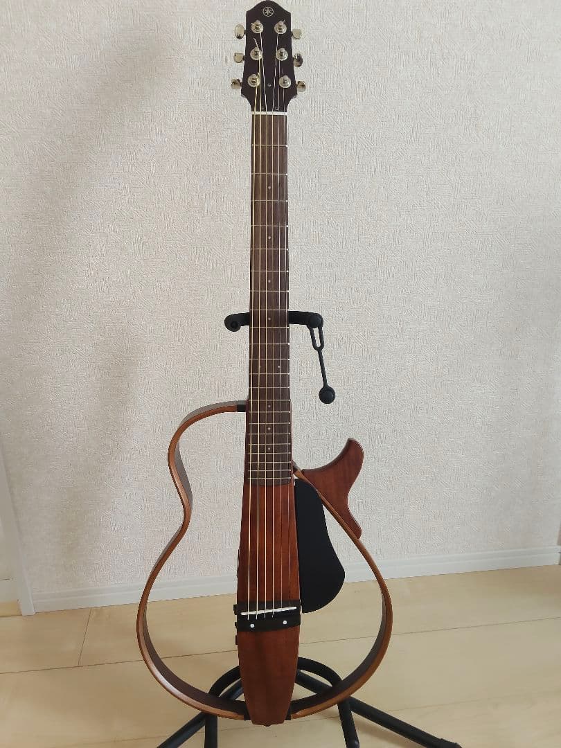 YAMAHAサイレントギター SLG200