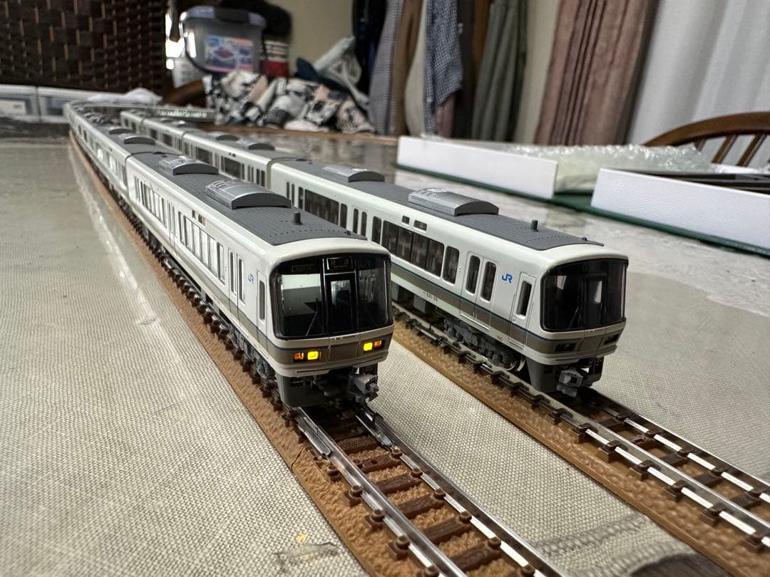 【10%OFF】KATO 221系 12両《基本4両＋増結8両》2M&車内照明付