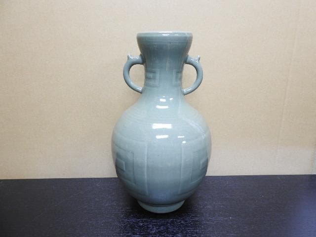 三田青磁耳付花器　保存箱　MA79