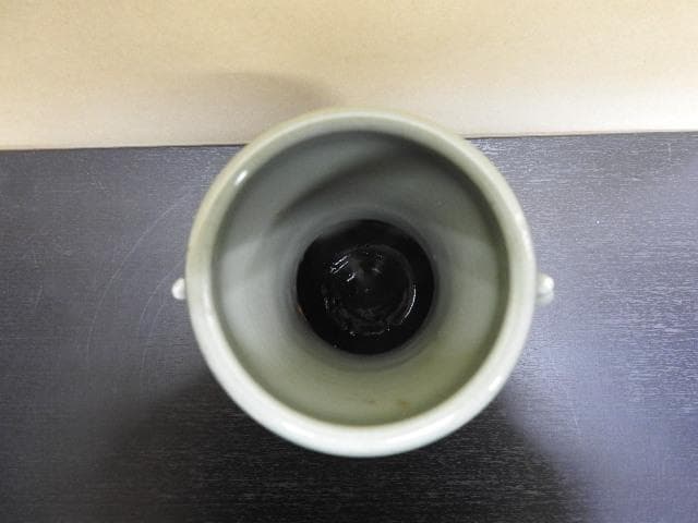 三田青磁耳付花器　保存箱　MA79