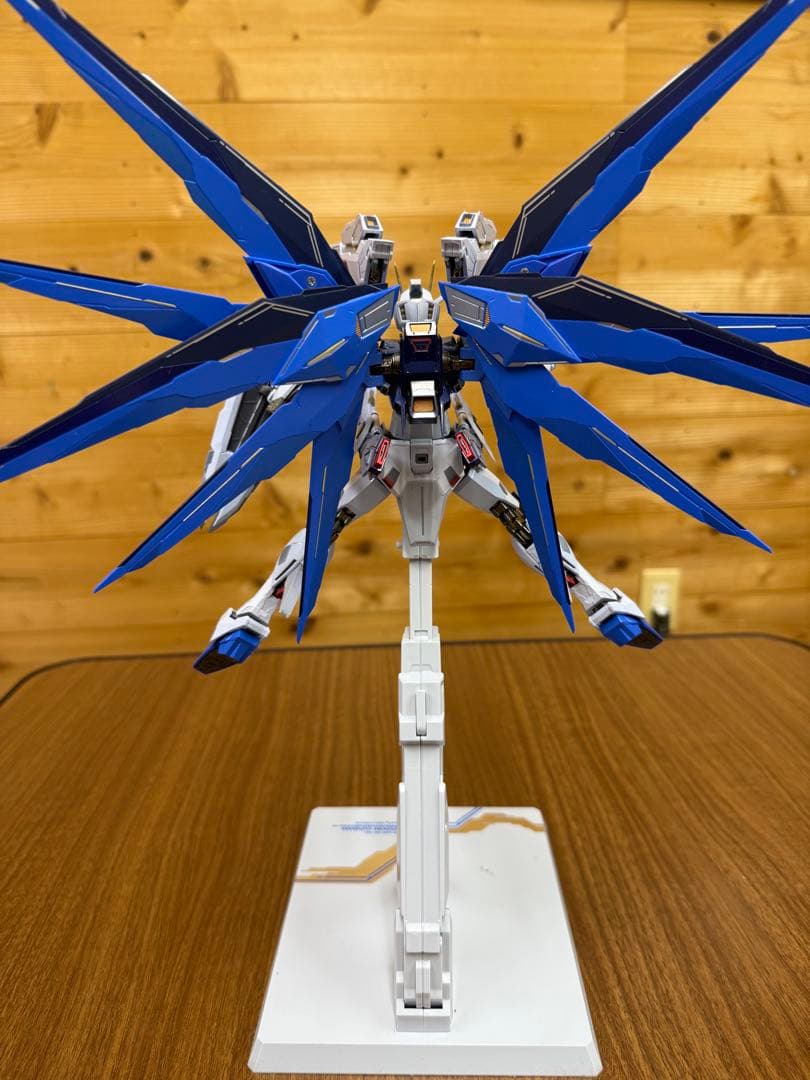 メタルビルド　フリーダムガンダム