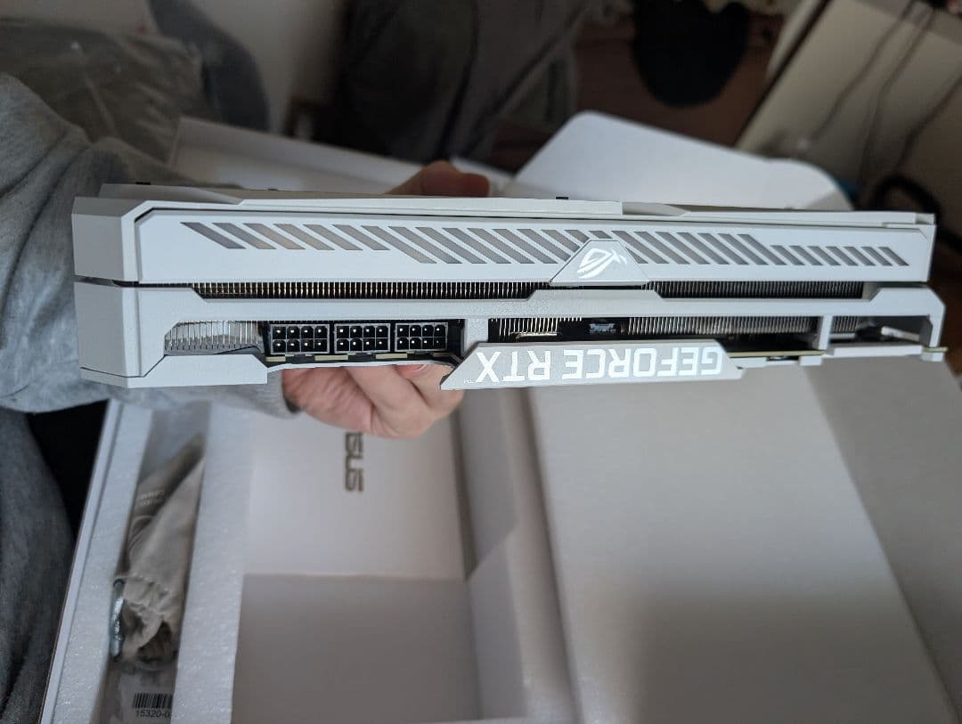 グラフィックボード・グラボ・ビデオカード Asus ROG Strix 3090