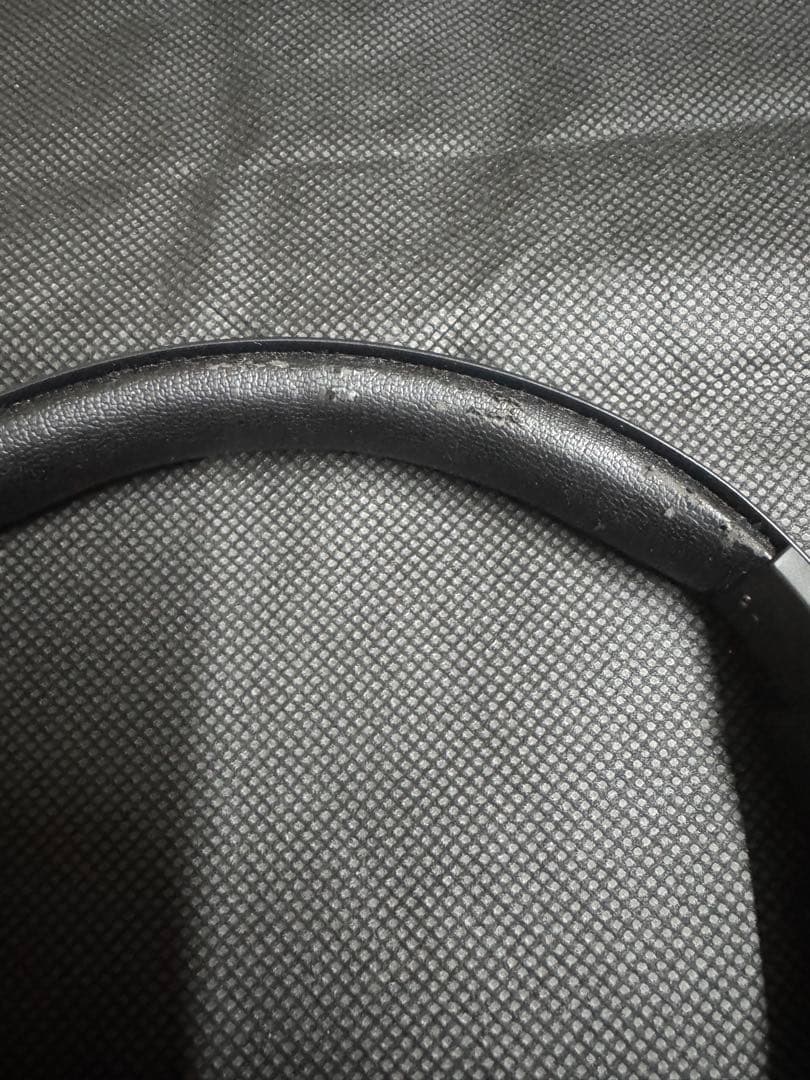 AKG Y50BT Bluetoothヘッドホン密閉型ブラック