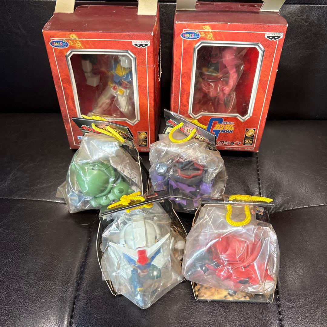 未開封　SDフラッシュアクション全4種類とフィギュアコレクション×2点