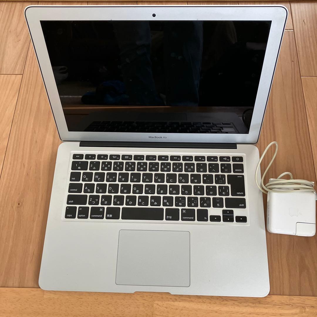 【ほぼ未使用】MacBookAir 13インチ i7 8GB 250GB